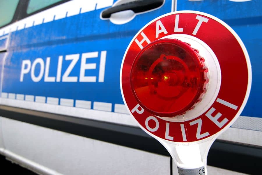 Achtung! Polizeikontrolle!